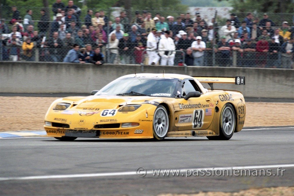 24h du mans 2001 Corvette C5 N°64 